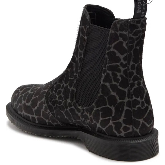 Dr MARTENS FLORA HAIR ON Black Grey Boot Size:7 - Picture 8 of 11